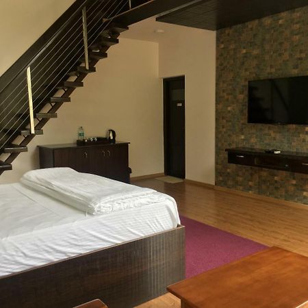 Silvertip Cafe & Homestay Kotagiri Luaran gambar