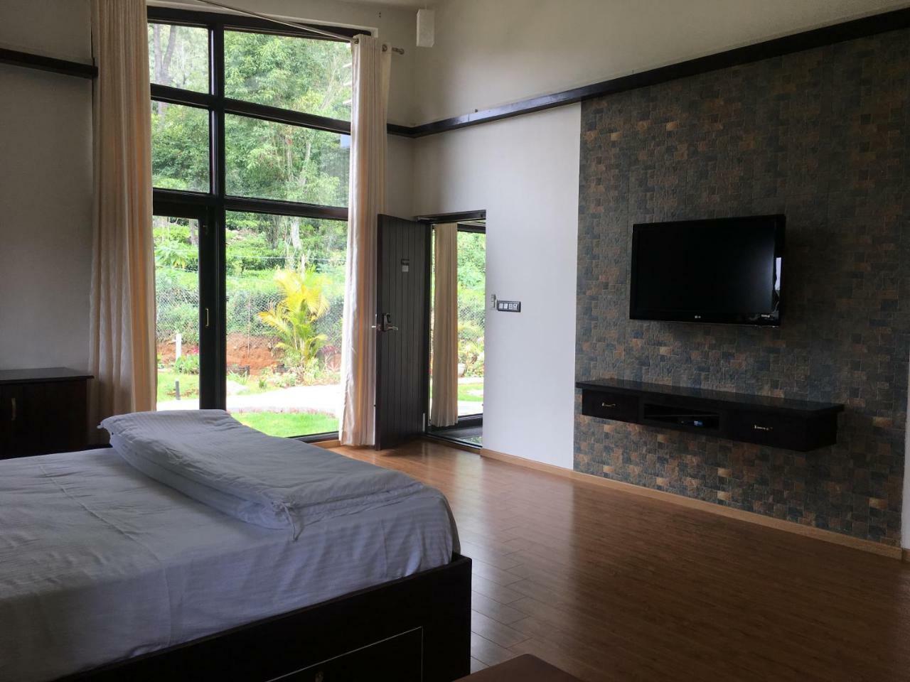 Silvertip Cafe & Homestay Kotagiri Luaran gambar