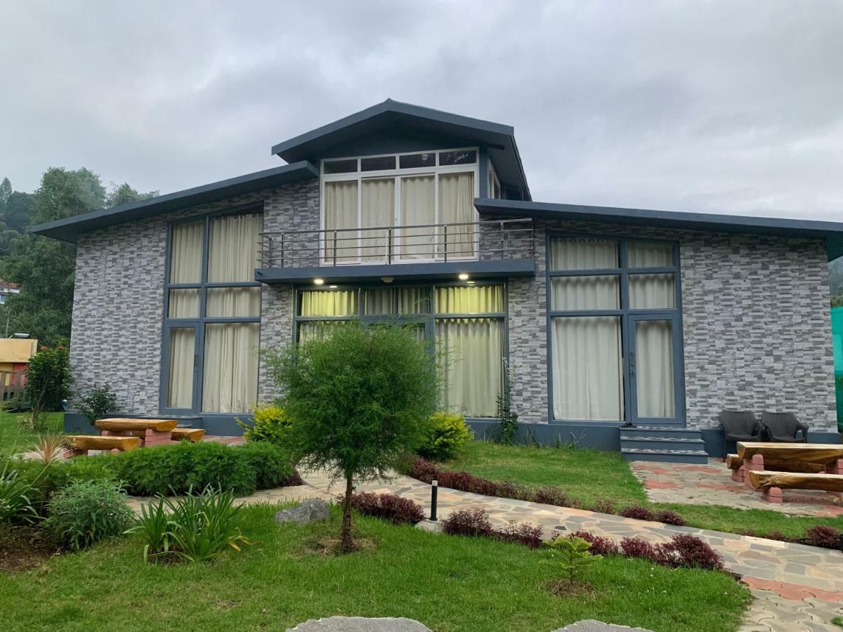 Silvertip Cafe & Homestay Kotagiri Luaran gambar